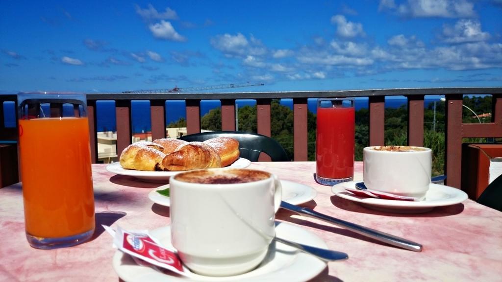 Bed and Breakfast San Carlo - Terrazzo Sul Mare Con Ristorante E Pizzeria Zambrone Zewnętrze zdjęcie
