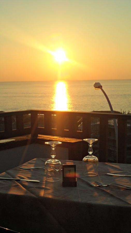 Bed and Breakfast San Carlo - Terrazzo Sul Mare Con Ristorante E Pizzeria Zambrone Zewnętrze zdjęcie